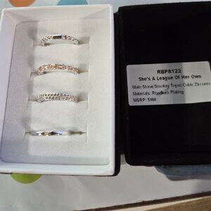 RBP8122 SHES A LEAGUE OF HER OWN